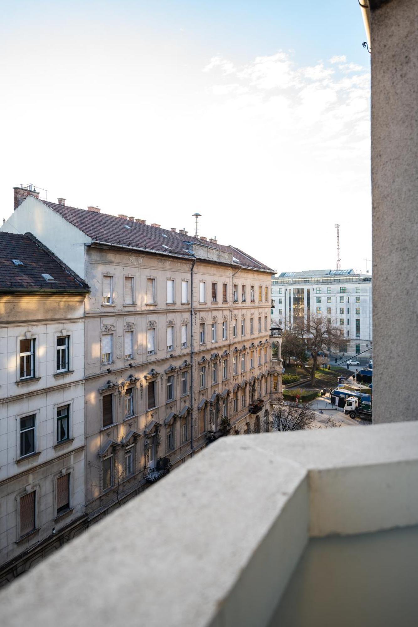 Modern, Design Lakas A Margit-sziget Mellett Apartment