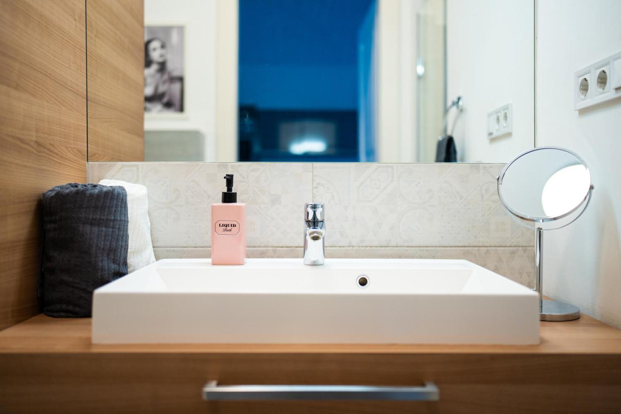 Apartment Modern, Design Lakas A Margit-sziget Mellett *