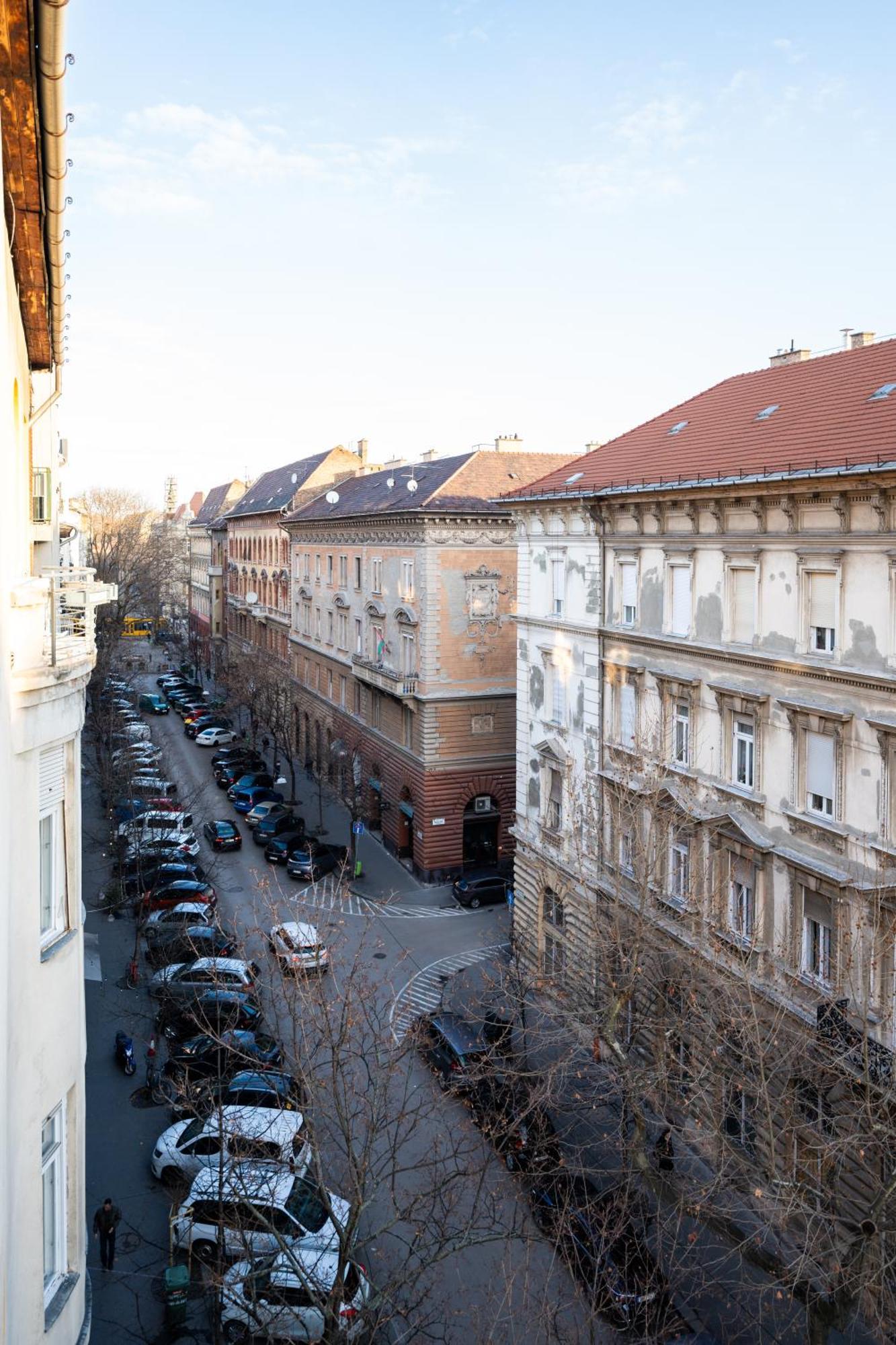 Modern, Design Lakas A Margit-sziget Mellett Apartment *