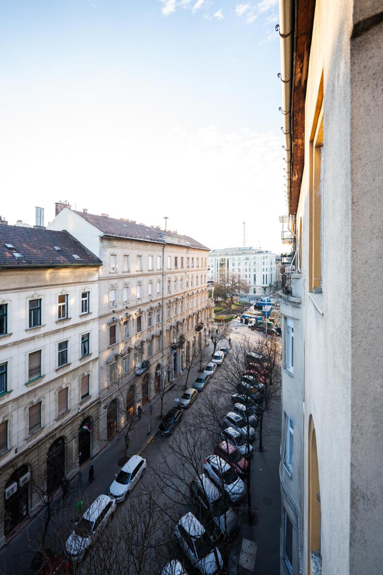 Apartment Modern, Design Lakas A Margit-sziget Mellett *